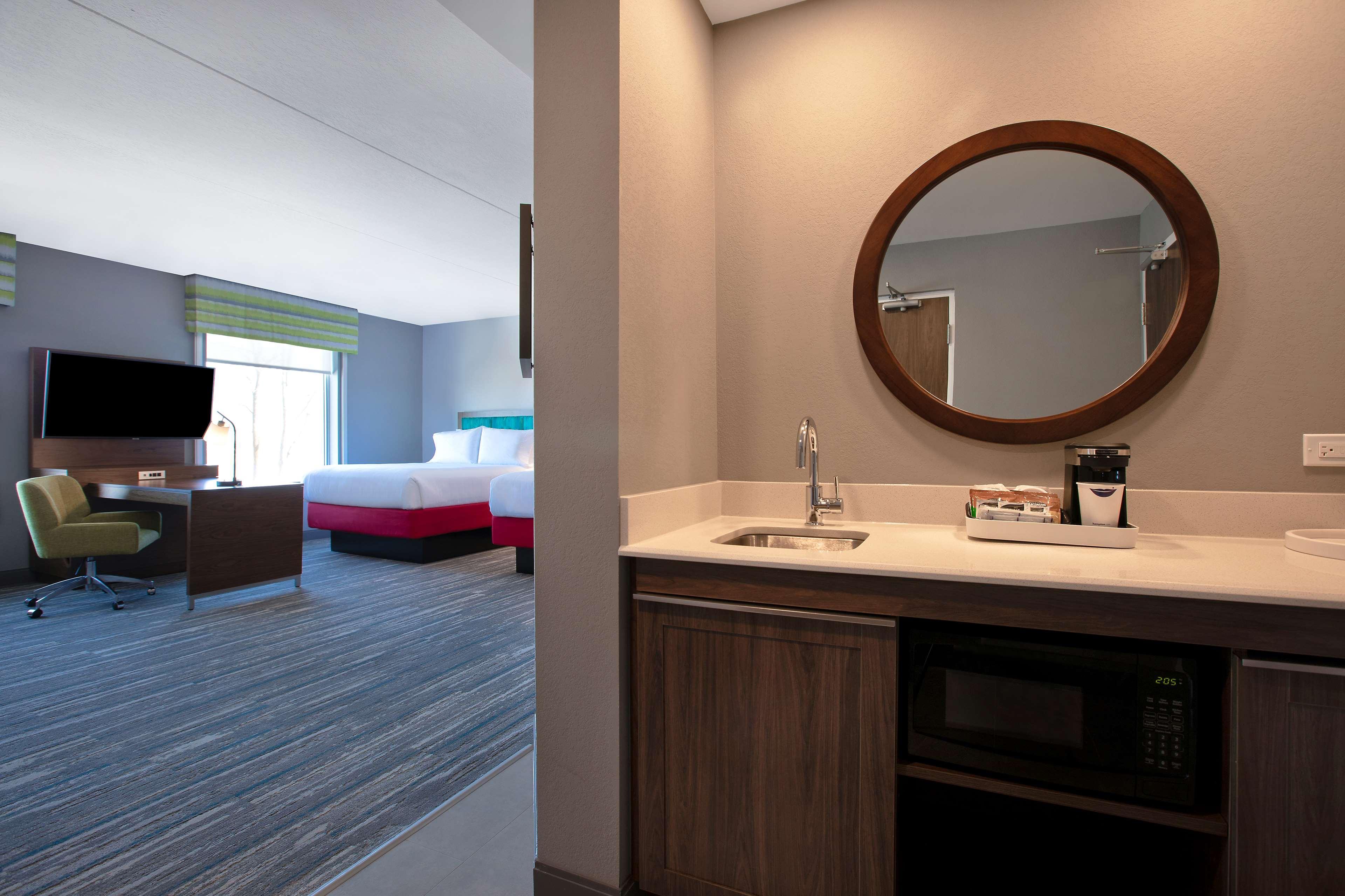 Hotel Hampton & West, Ontario, Canada 3*